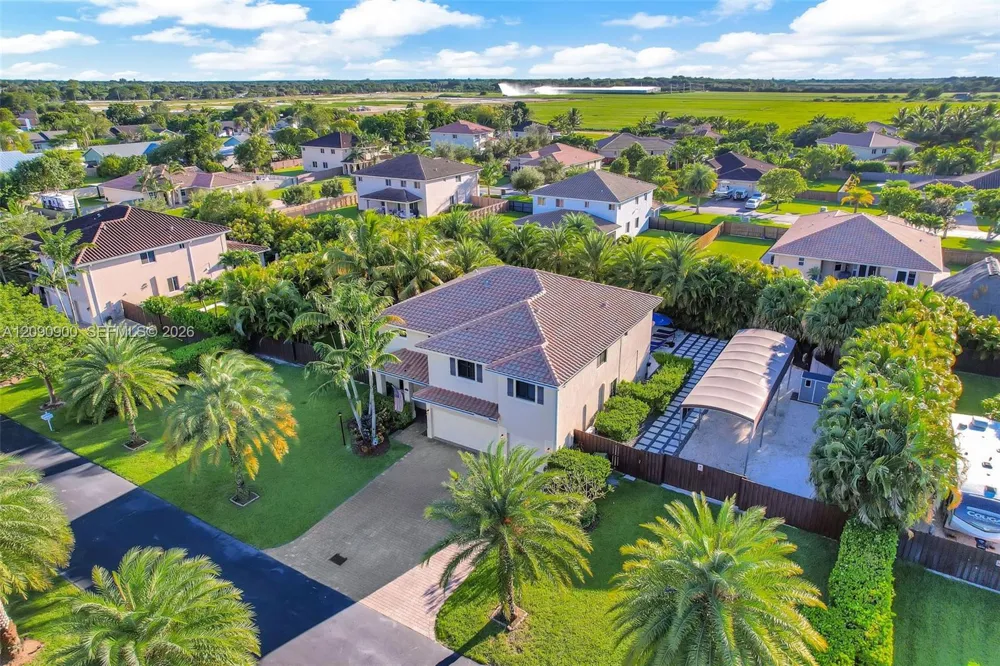 2150 NW 16th Pl Homestead, FL 33030