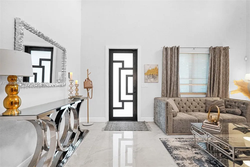 2150 NW 16th Pl Homestead, FL 33030