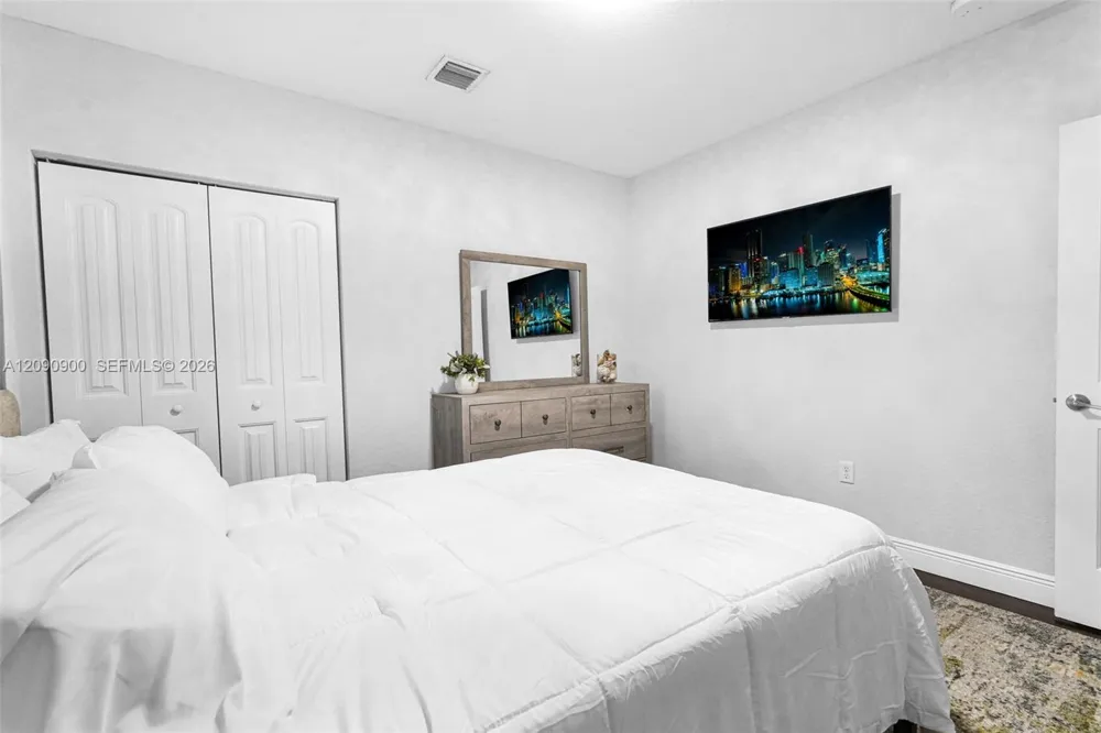 2150 NW 16th Pl Homestead, FL 33030