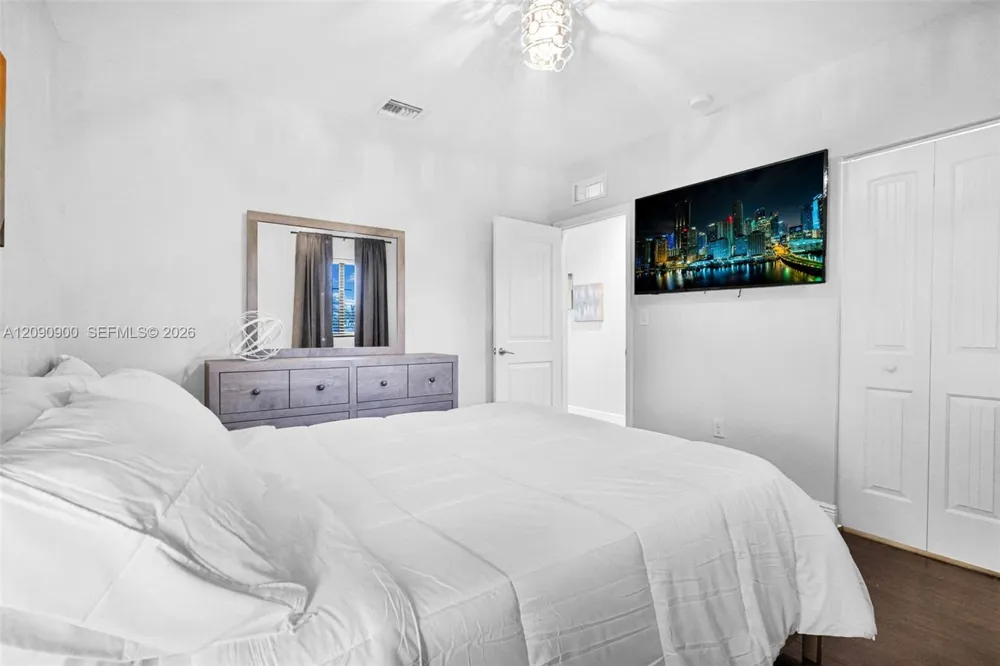 2150 NW 16th Pl Homestead, FL 33030