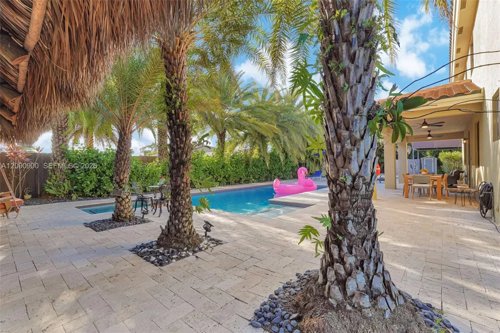 2150 NW 16th Pl Homestead, FL 33030
