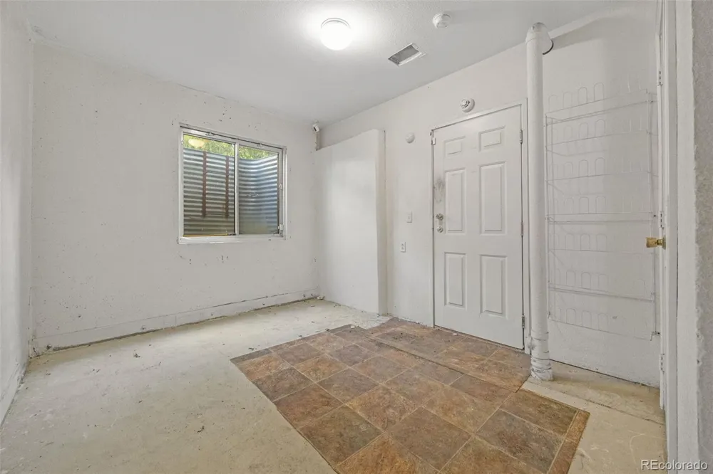 1337 S Danube Court #104 Aurora, CO 80017
