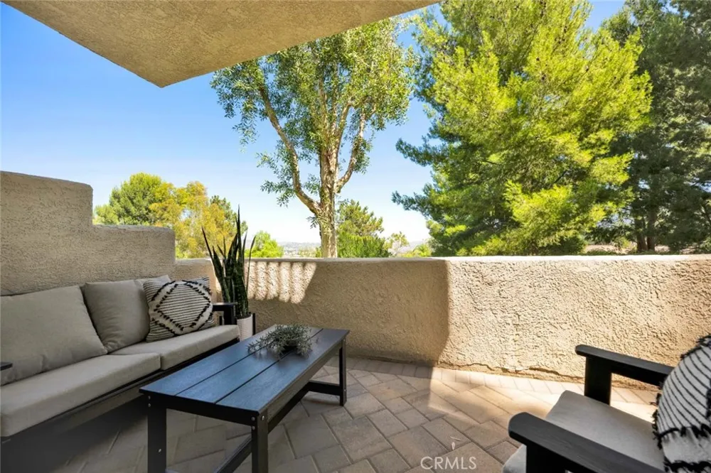 7999 E Viewrim Anaheim Hills, CA 92808