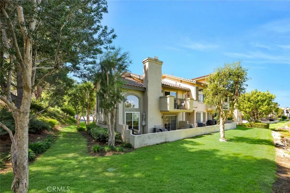 7999 E Viewrim Anaheim Hills, CA 92808
