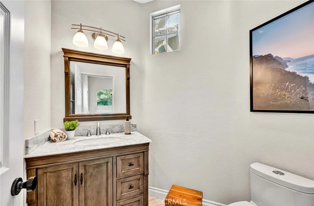7999 E Viewrim Anaheim Hills, CA 92808