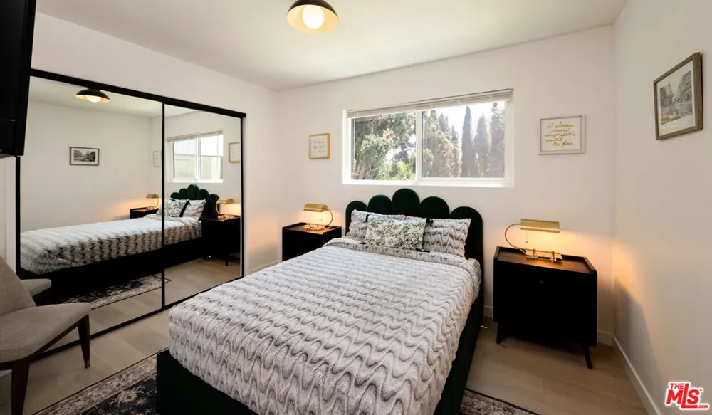 6014 Delphi Street Los Angeles, CA 90042