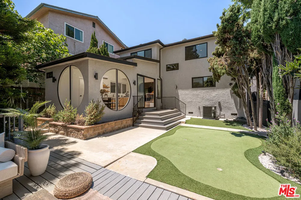 6014 Delphi Street Los Angeles, CA 90042