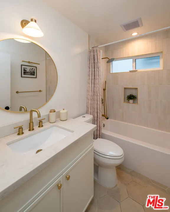 6014 Delphi Street Los Angeles, CA 90042