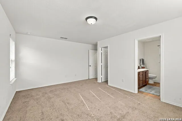 8922 VICTORIA LK San Antonio, TX 78224