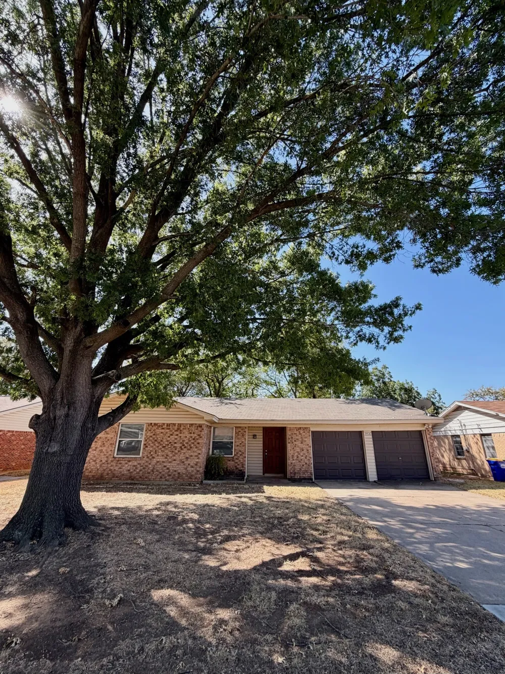 5916 Bowling Drive Watauga, TX 76148