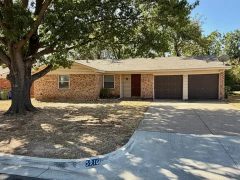 5916 Bowling Drive