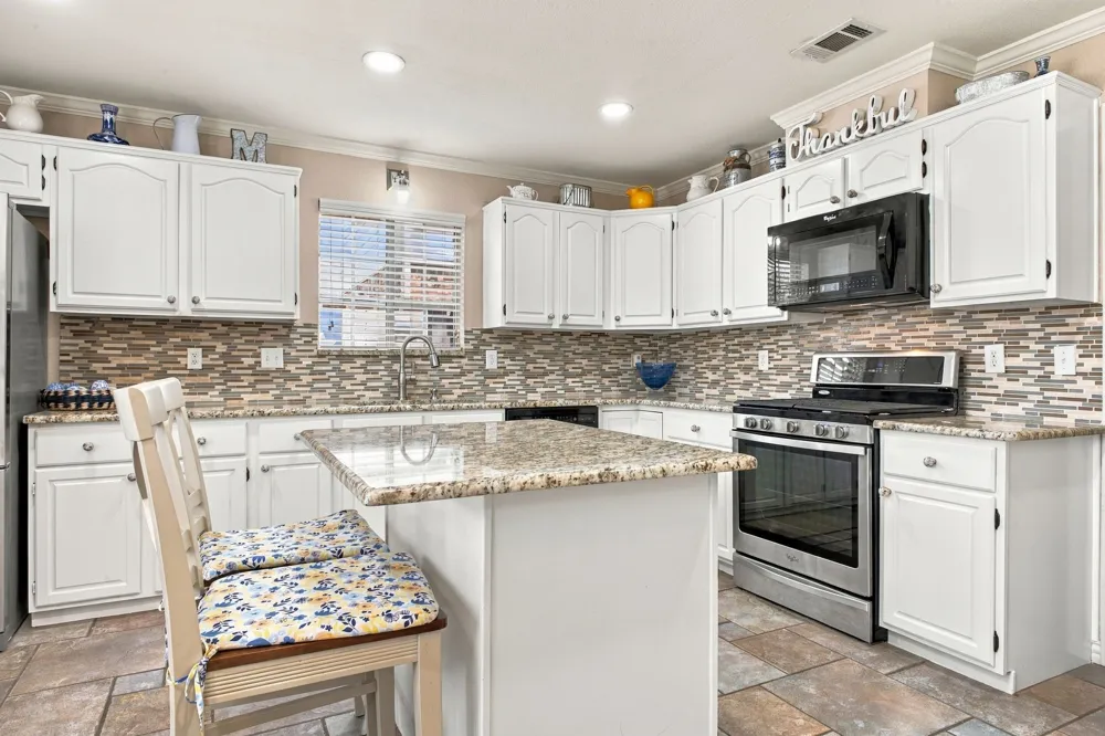 6239 Cupertino Trail Dallas, TX 75252