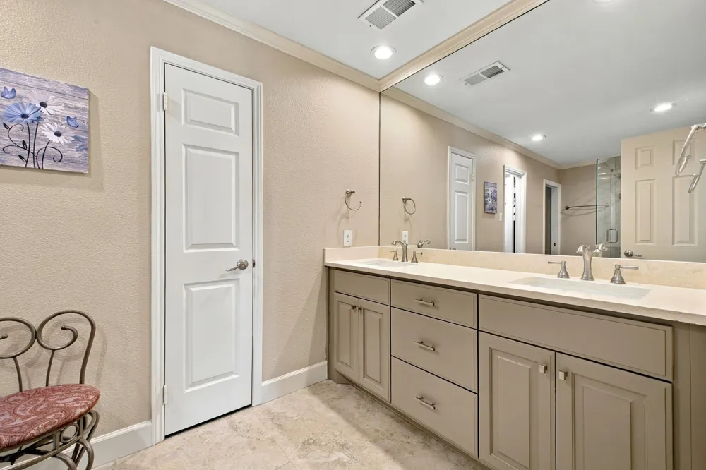 6239 Cupertino Trail Dallas, TX 75252