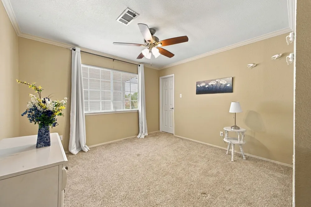 6239 Cupertino Trail Dallas, TX 75252
