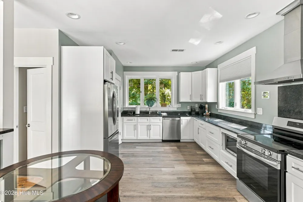107 Tom Avenue Castle Hayne, NC 28429