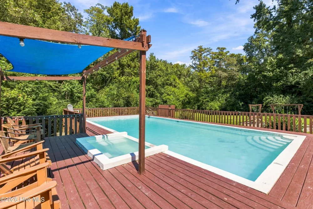 107 Tom Avenue Castle Hayne, NC 28429