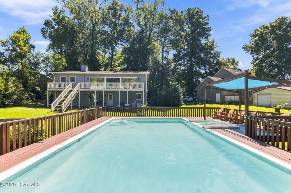 107 Tom Avenue Castle Hayne, NC 28429