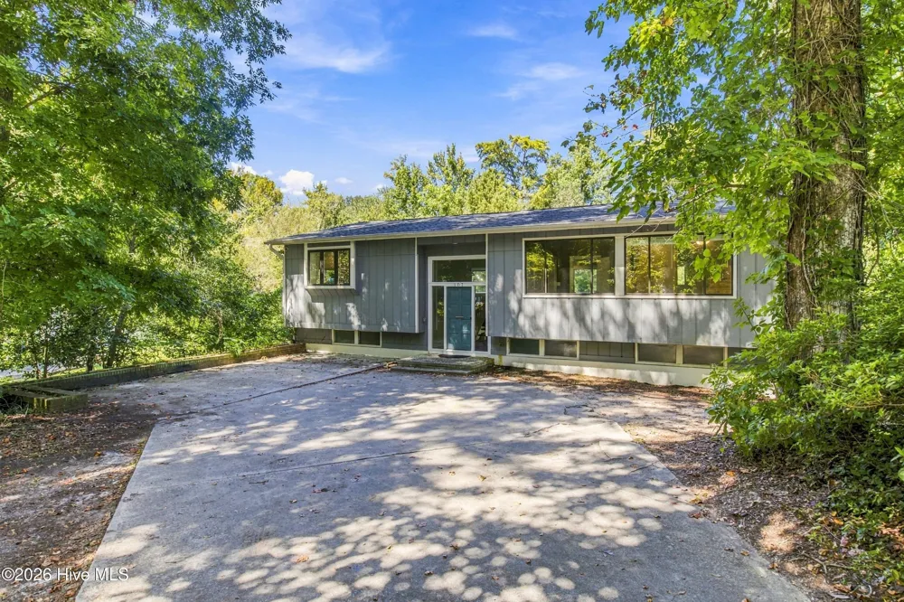 107 Tom Avenue Castle Hayne, NC 28429