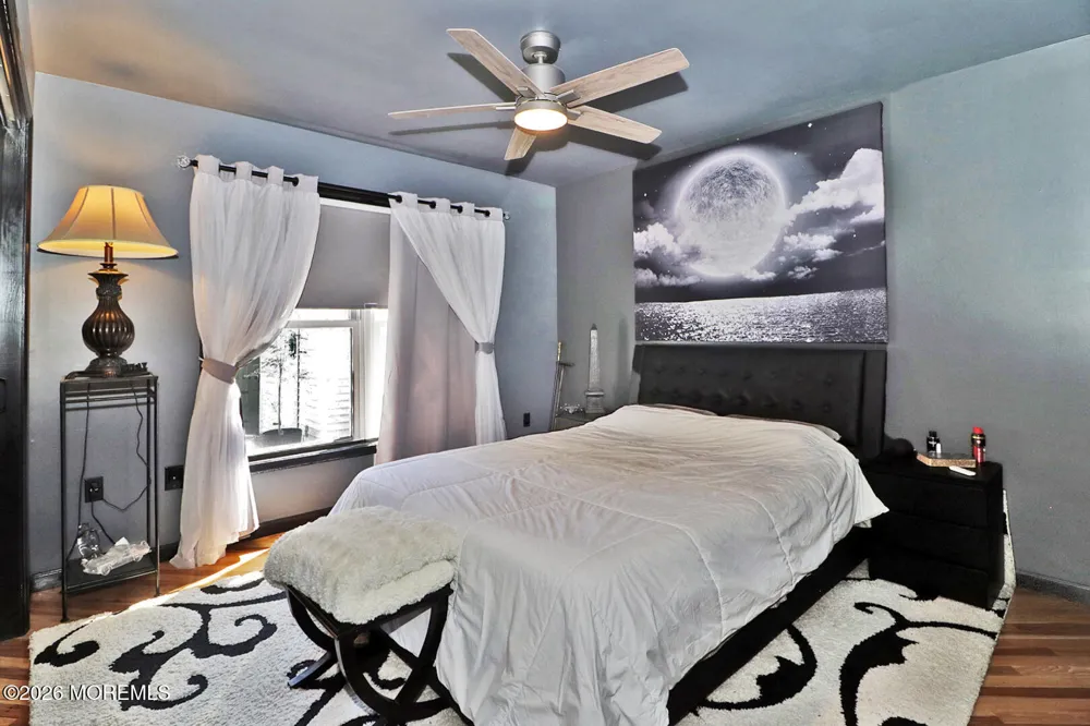 8 Keelson Drive Waretown, NJ 08758