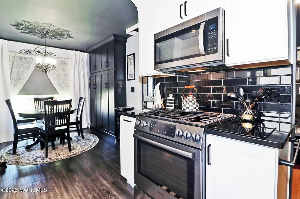 8 Keelson Drive Waretown, NJ 08758