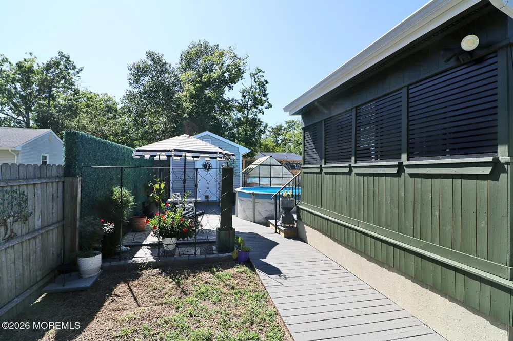 8 Keelson Drive Waretown, NJ 08758