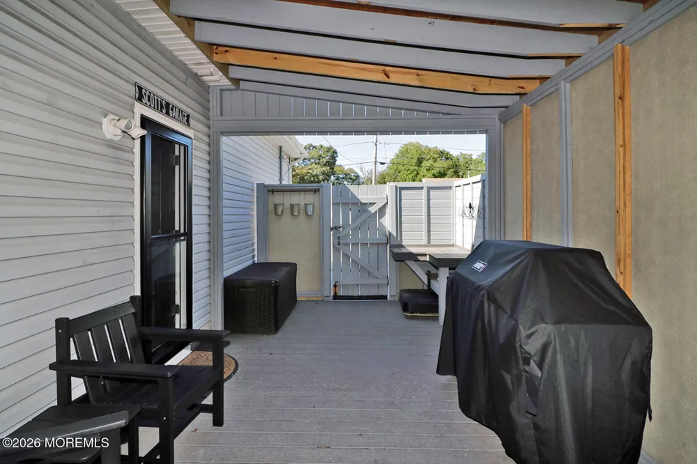 8 Keelson Drive Waretown, NJ 08758