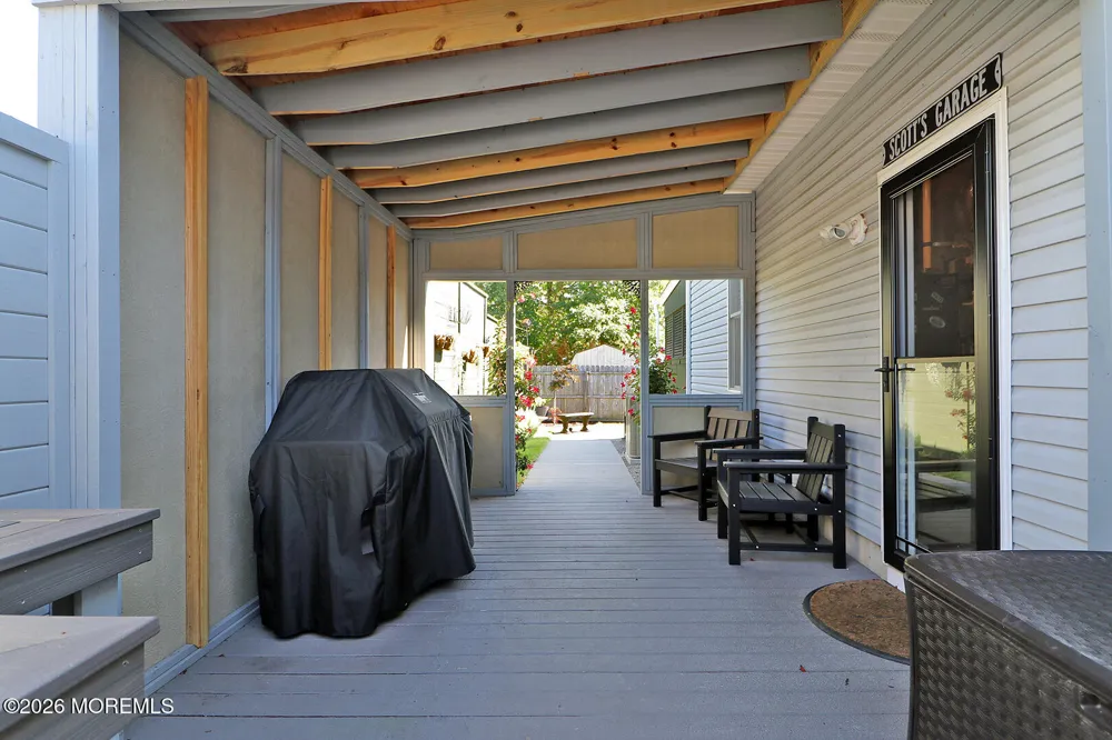 8 Keelson Drive Waretown, NJ 08758