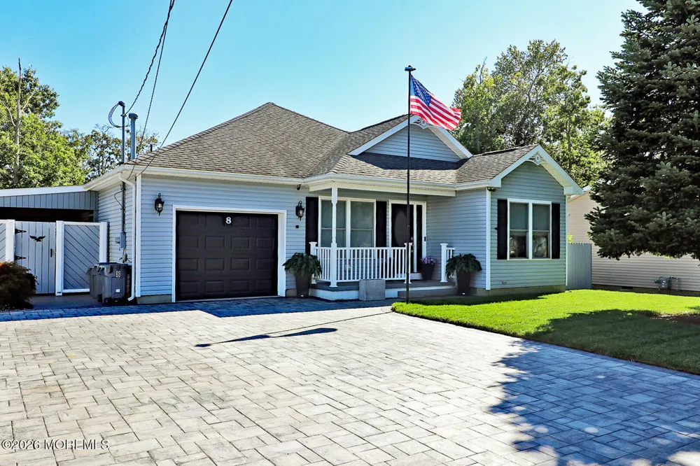 8 Keelson Drive Waretown, NJ 08758
