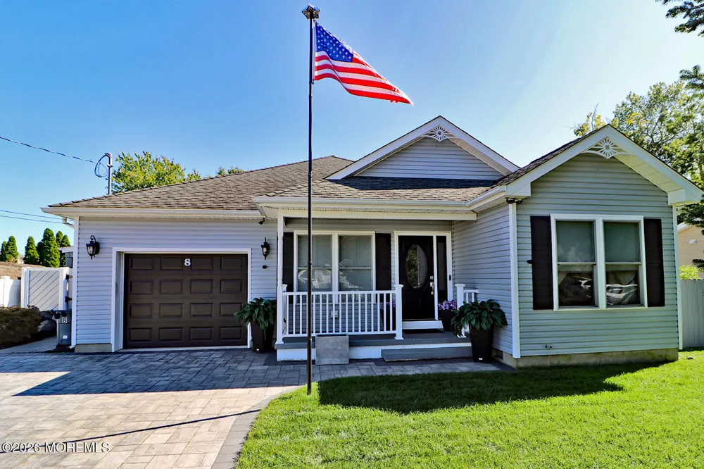 8 Keelson Drive Waretown, NJ 08758
