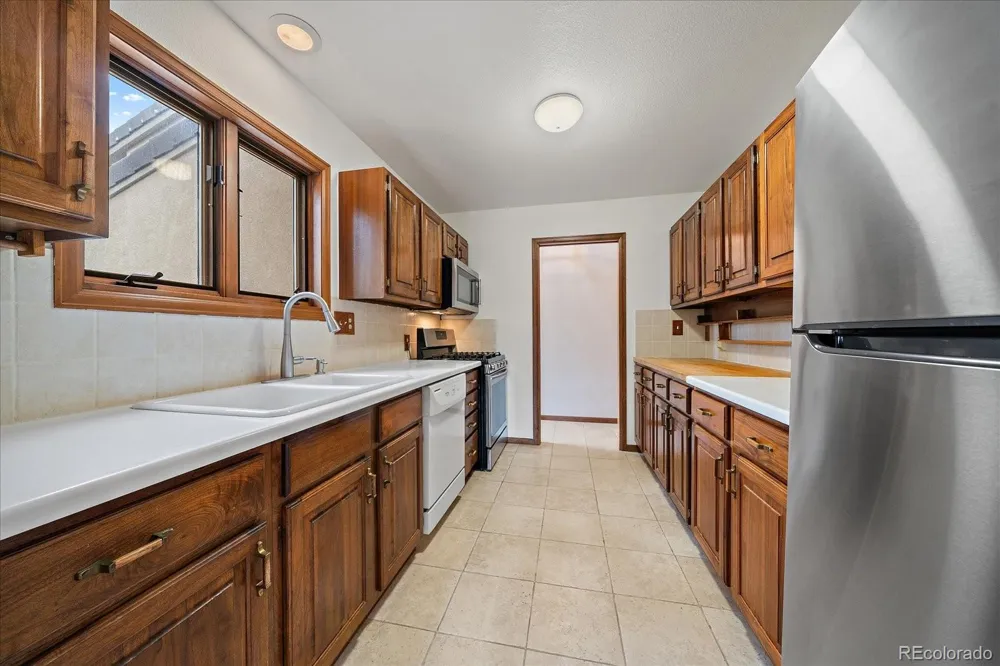 9446 Mcshane Court Parker, CO 80134