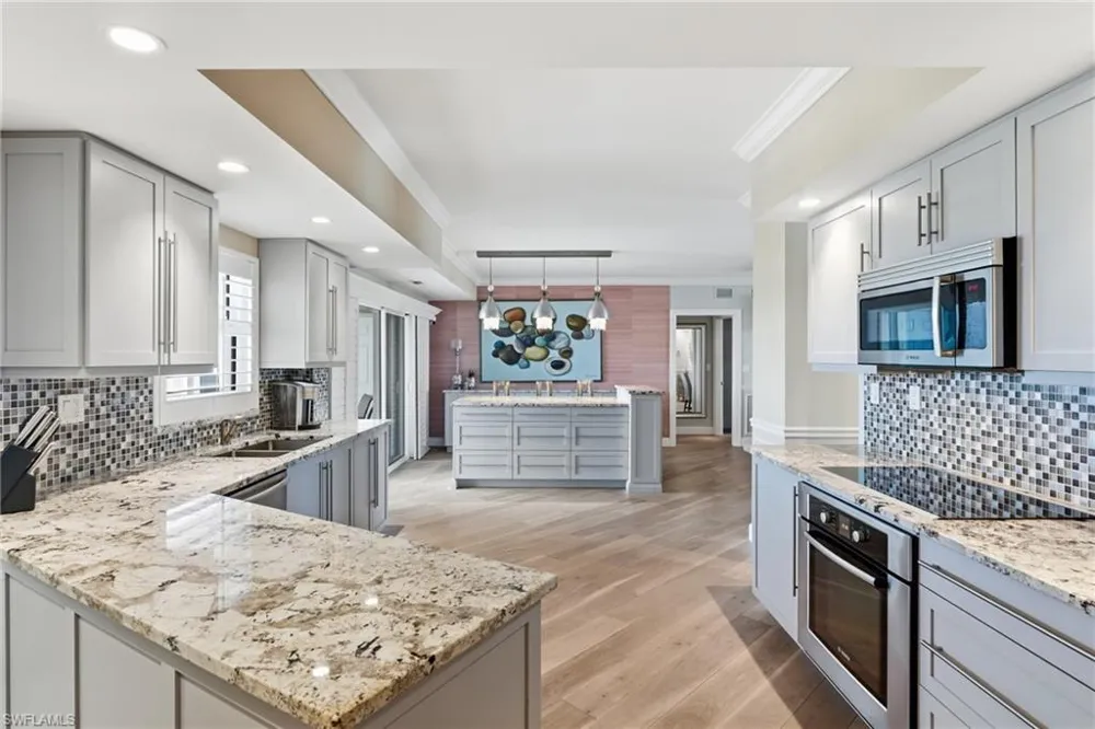2901 Gulf Shore Boulevard #701S Naples, FL 34103