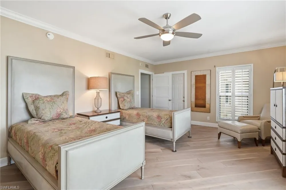 2901 Gulf Shore Boulevard #701S Naples, FL 34103