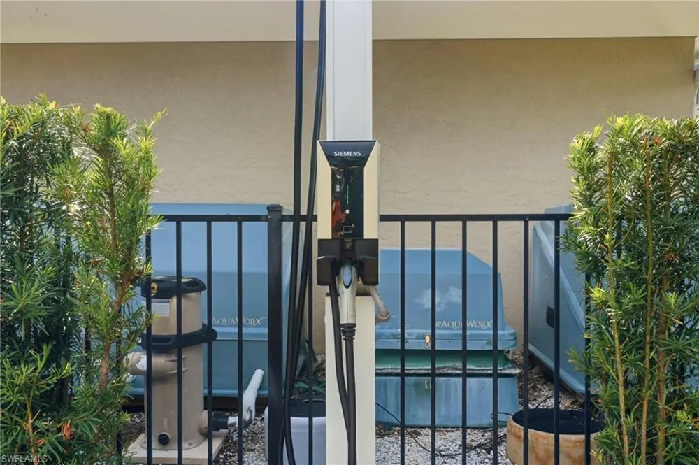 2901 Gulf Shore Boulevard #701S Naples, FL 34103