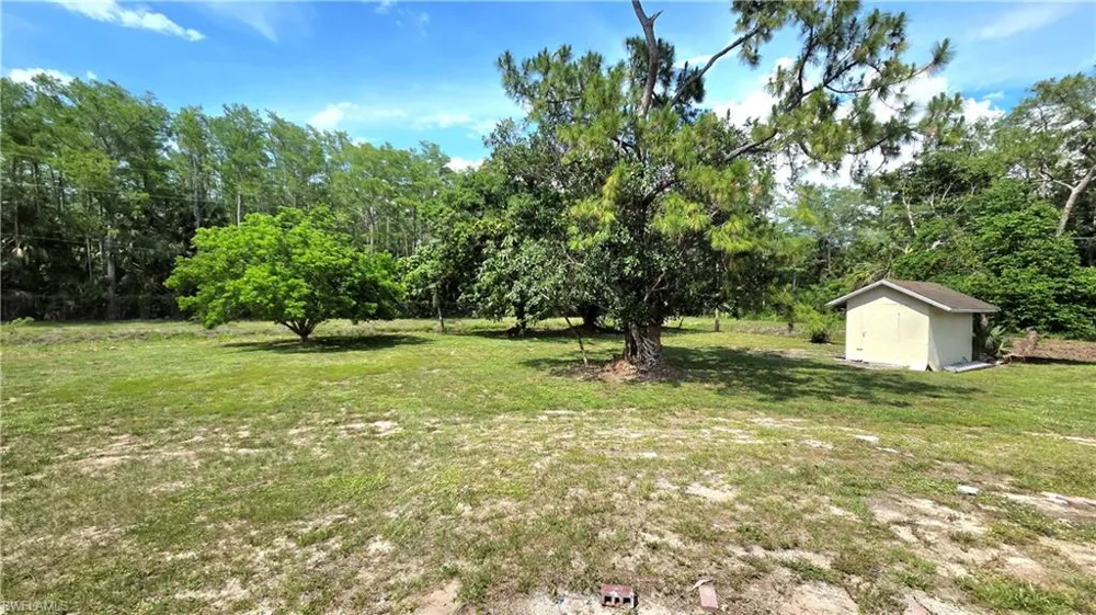 5529 Hardee Street Naples, FL 34113