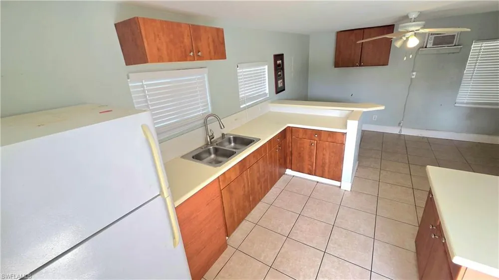 5529 Hardee Street Naples, FL 34113