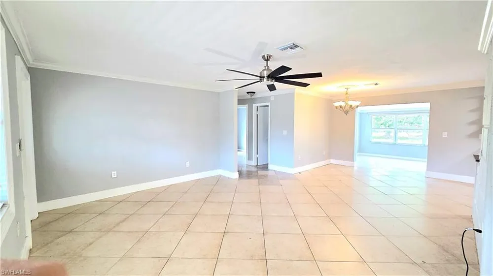 5529 Hardee Street Naples, FL 34113