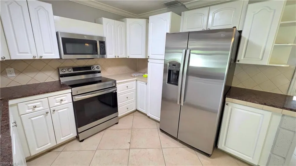 5529 Hardee Street Naples, FL 34113