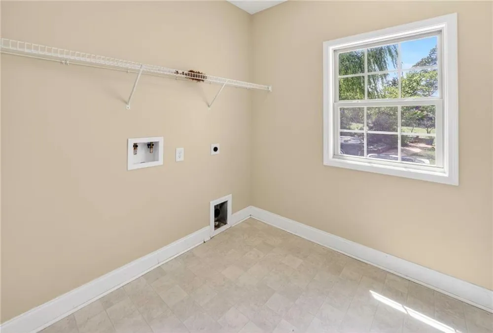2204 Sidney Drive Gainesville, GA 30506