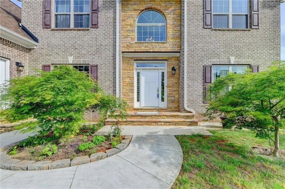 2204 Sidney Drive Gainesville, GA 30506