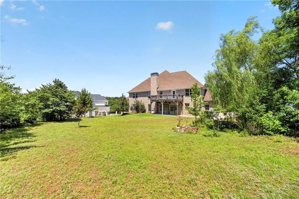 2204 Sidney Drive Gainesville, GA 30506