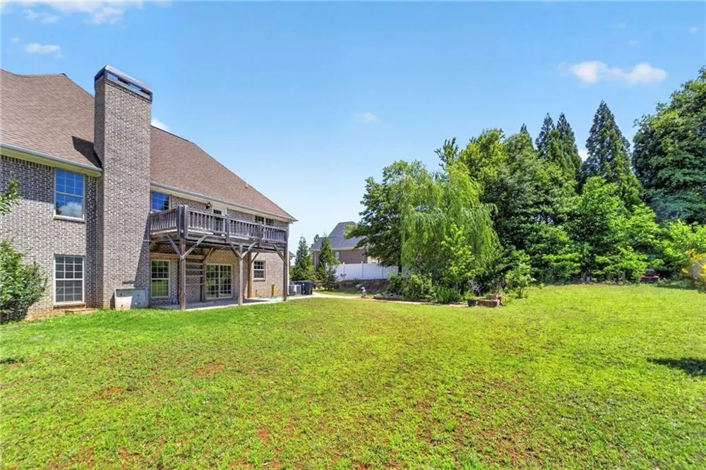 2204 Sidney Drive Gainesville, GA 30506