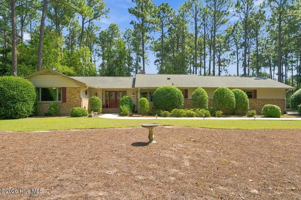 55 Birdie Drive Whispering Pines, NC 28327