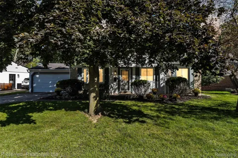 972 Allen Drive