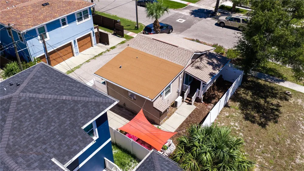 327 25TH STREET S St Petersburg, FL 33712