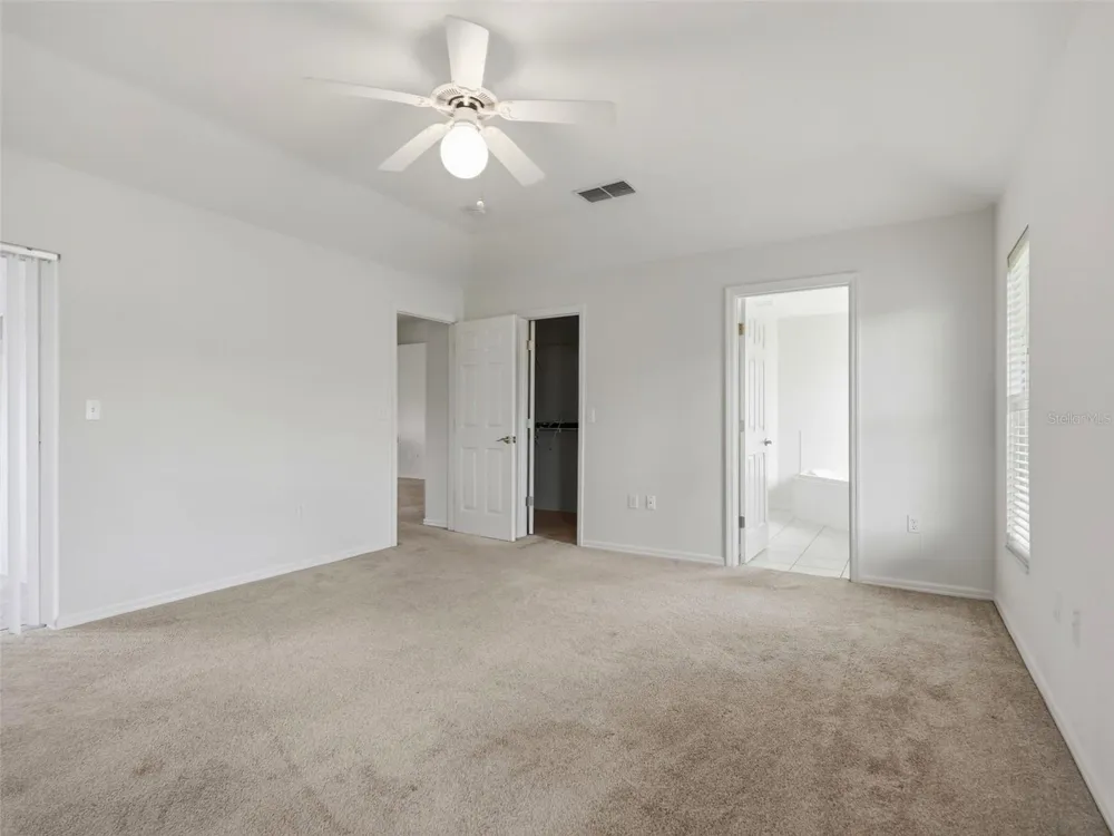 10251 MOSHIE LANE San Antonio, FL 33576