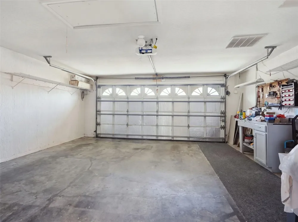 10251 MOSHIE LANE San Antonio, FL 33576