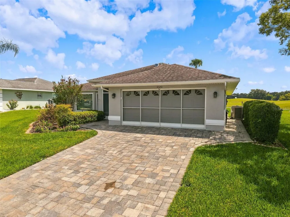 10251 MOSHIE LANE San Antonio, FL 33576