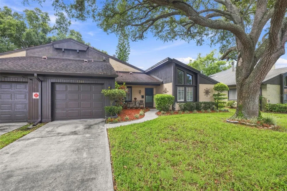 2101 SUNSET POINT ROAD #1502 Clearwater, FL 33765