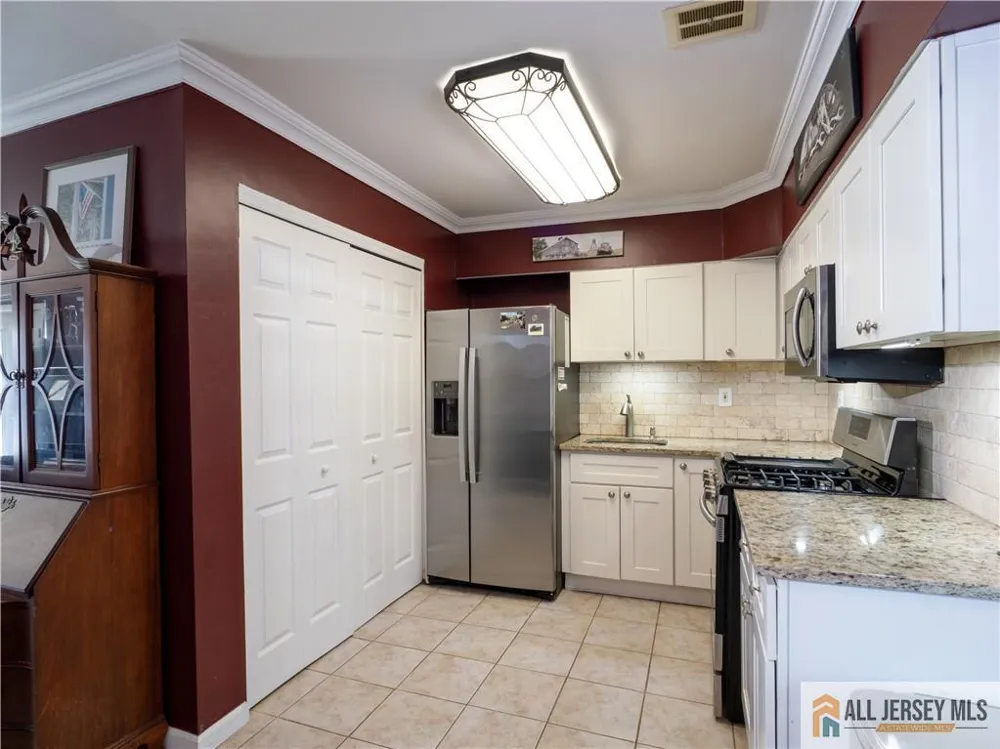 2 Missouri Court #185 Old Bridge, NJ 07747