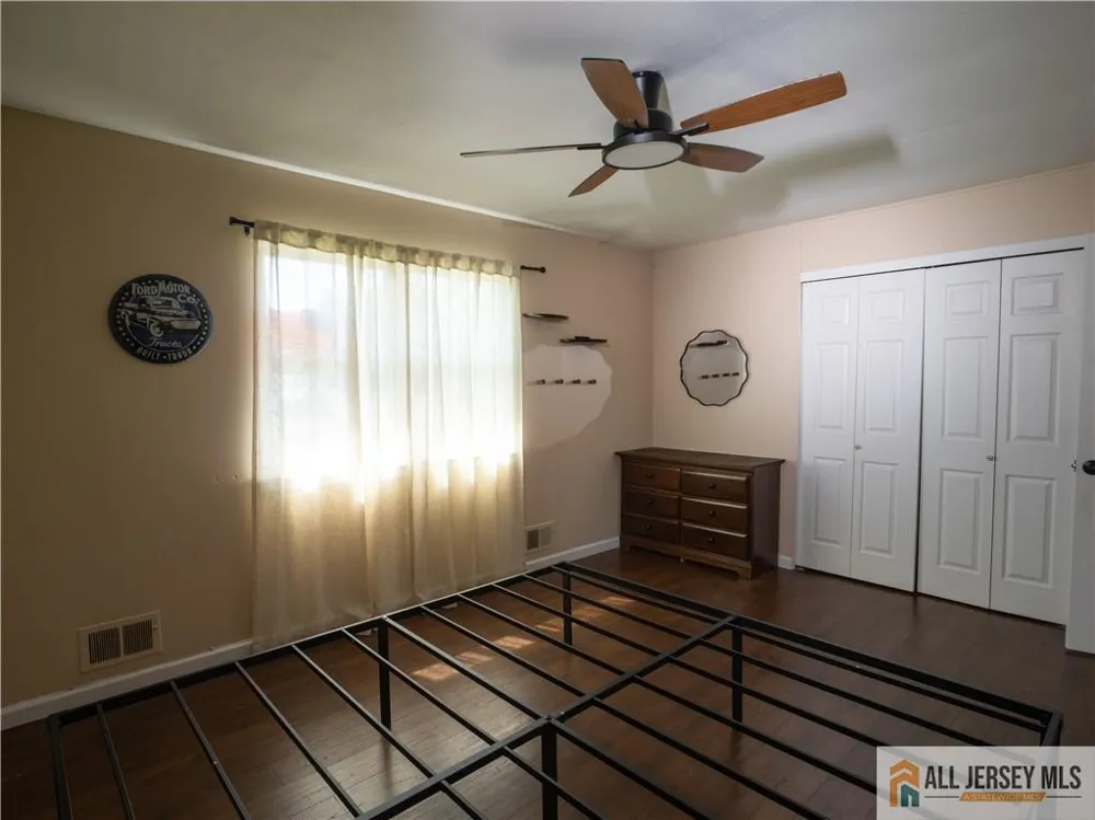 2 Missouri Court #185 Old Bridge, NJ 07747
